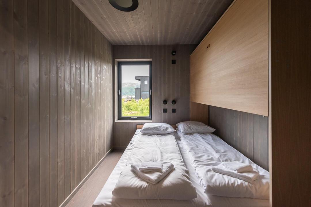 Hoda Cabin - Luxury Lodge With Jacuzzi And Sauna Lyngværet Exterior photo