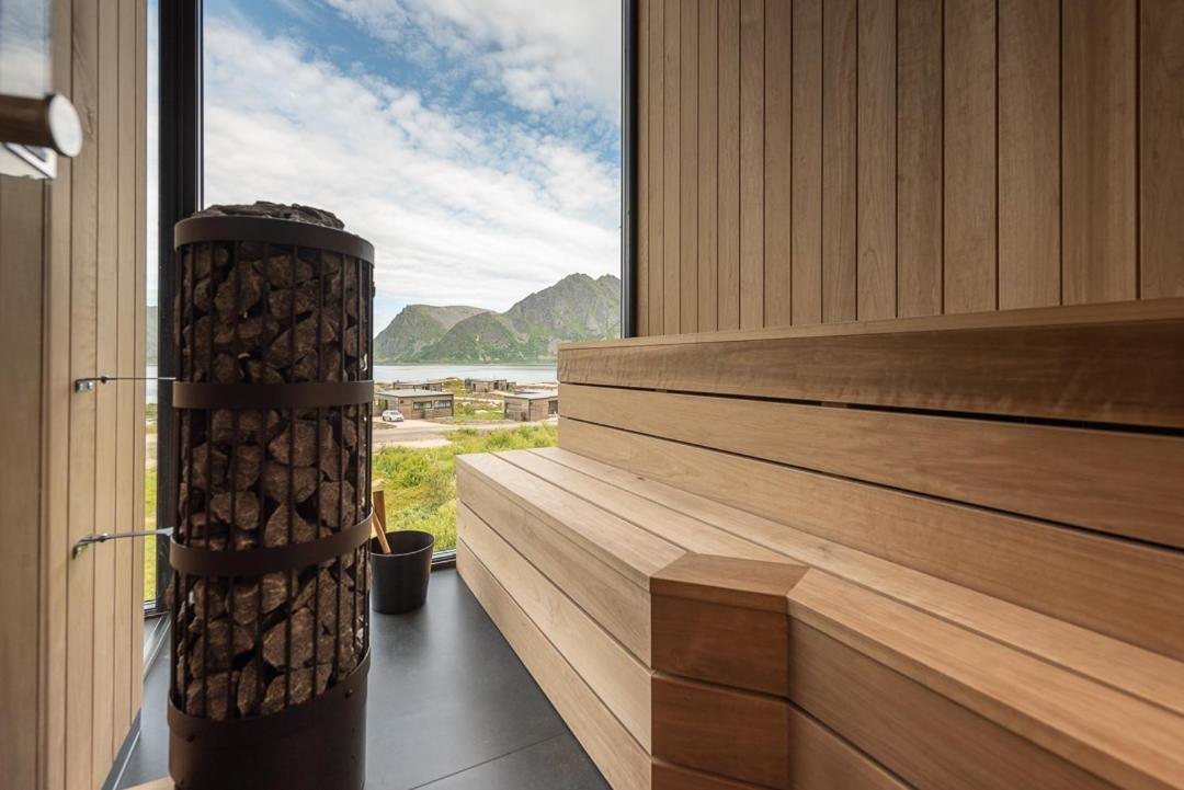 Hoda Cabin - Luxury Lodge With Jacuzzi And Sauna Lyngværet Exterior photo